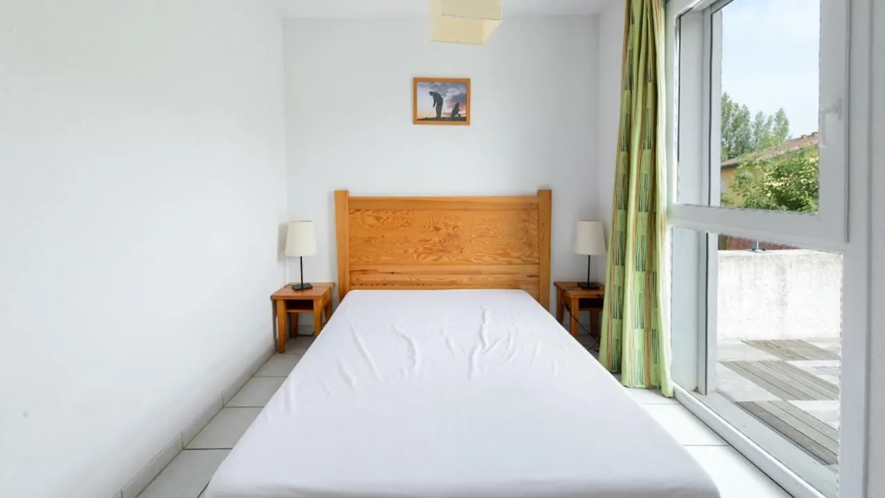 Aparthotel Vacanceole - Domaine Du Green Rivieres