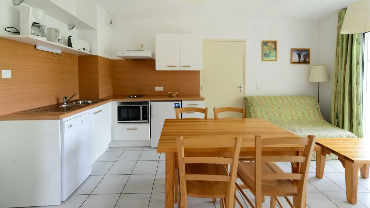 Aparthotel Vacanceole - Domaine Du Green Rivieres