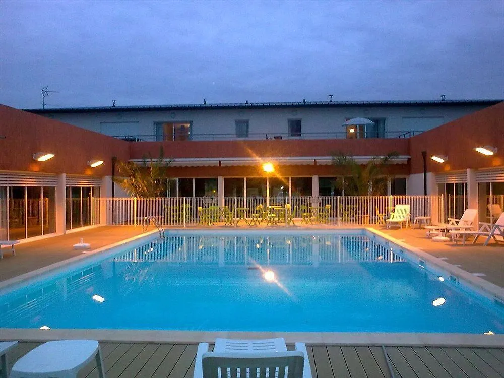 Aparthotel Vacanceole - Domaine Du Green Rivieres